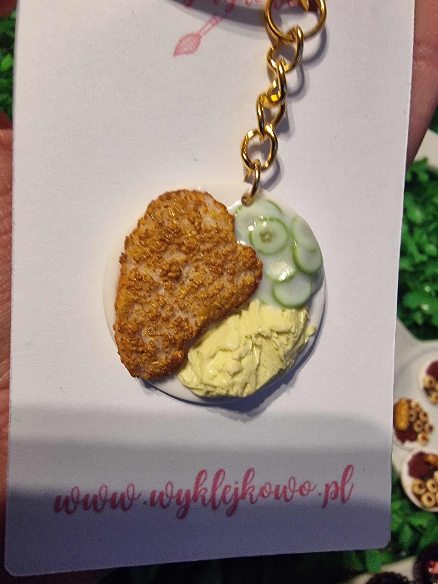 Brelok "schabowy z mizerią"